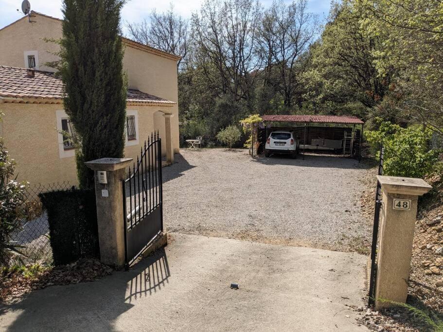 Villa Calme Avec Piscine A Greoux ภายนอก รูปภาพ